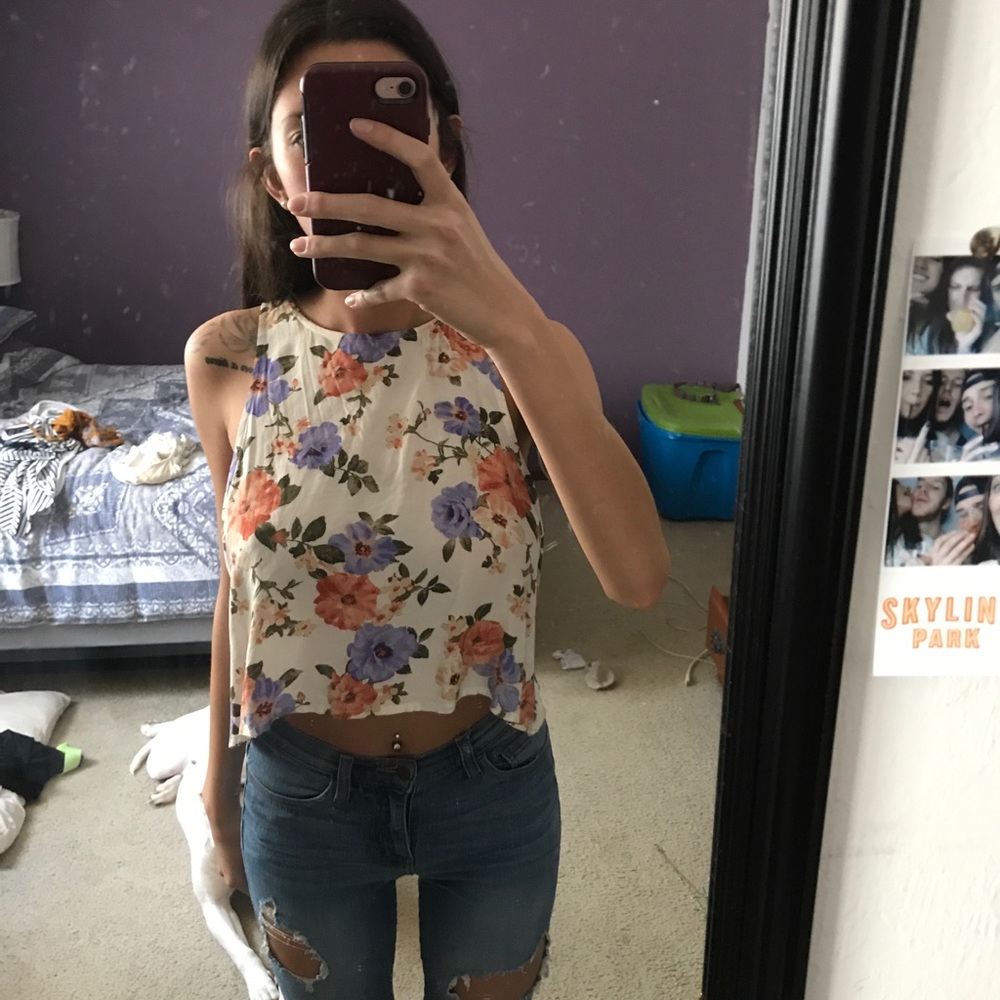 Loose flower crop top